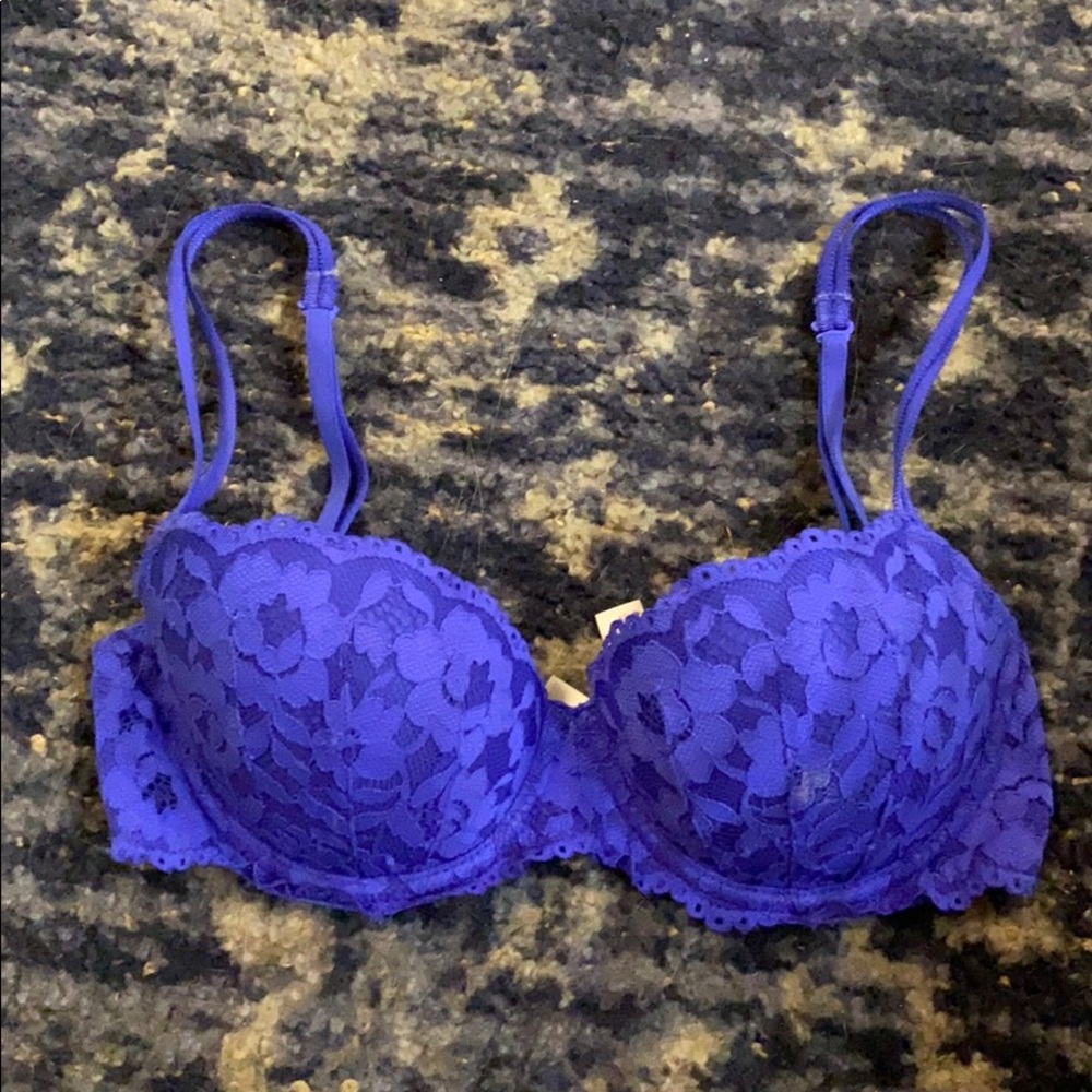Victoria’s Secret Pink “Date” Push-up